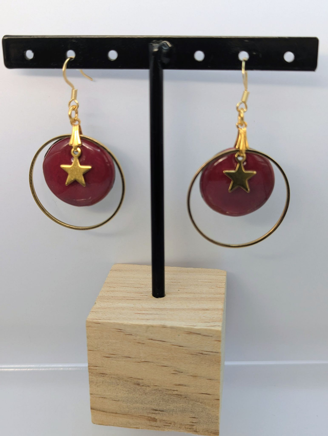boucles  "gold stars" émail rouge