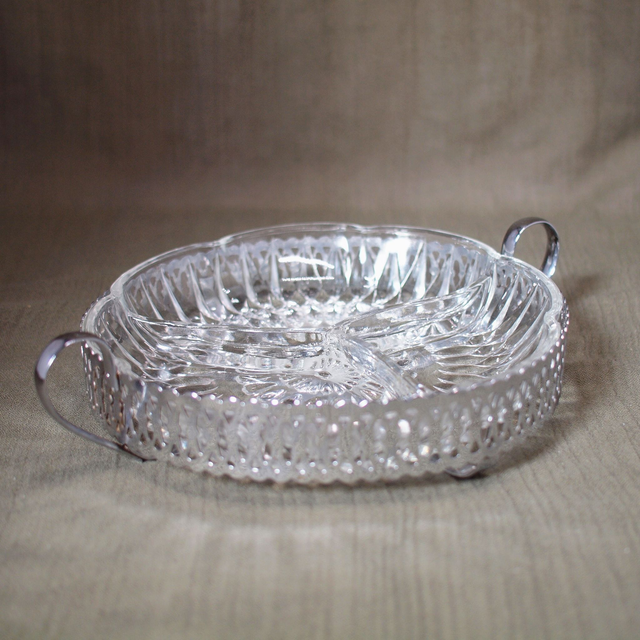 Hors d’oeuvre | Handgeslepen Glazen 3-vaks Schaal Serveerschaal Verchroomde standaard met oortjes (diameter 19 cm | hoogte 5,5 cm) | Vintage