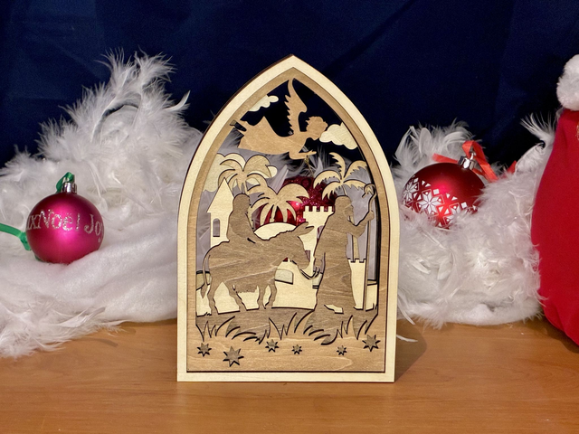 Crèche murale en bois – Scènes de la Nativité