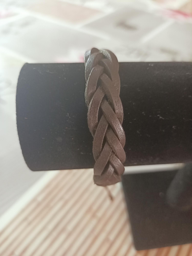 Bracelet tressé en cuir 
