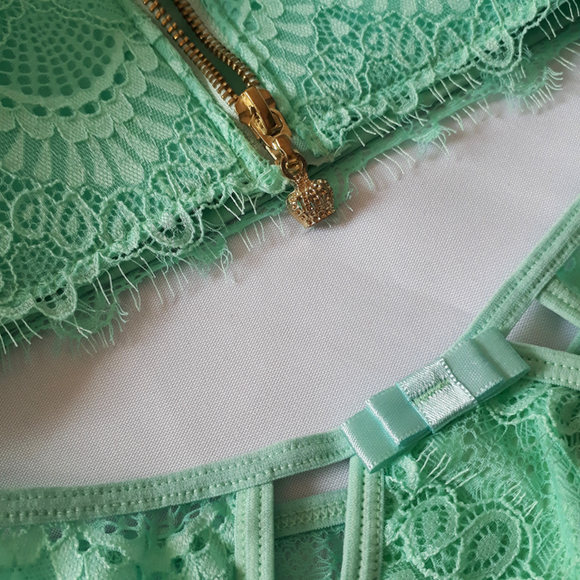 Conjunto de Lingerie Rafia Cropped com Zíper, Cor Frais