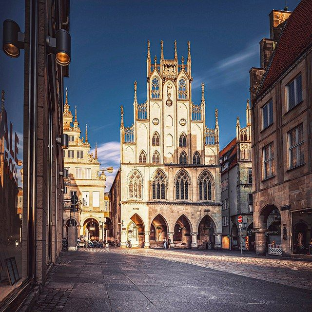 Blick zum Rathaus