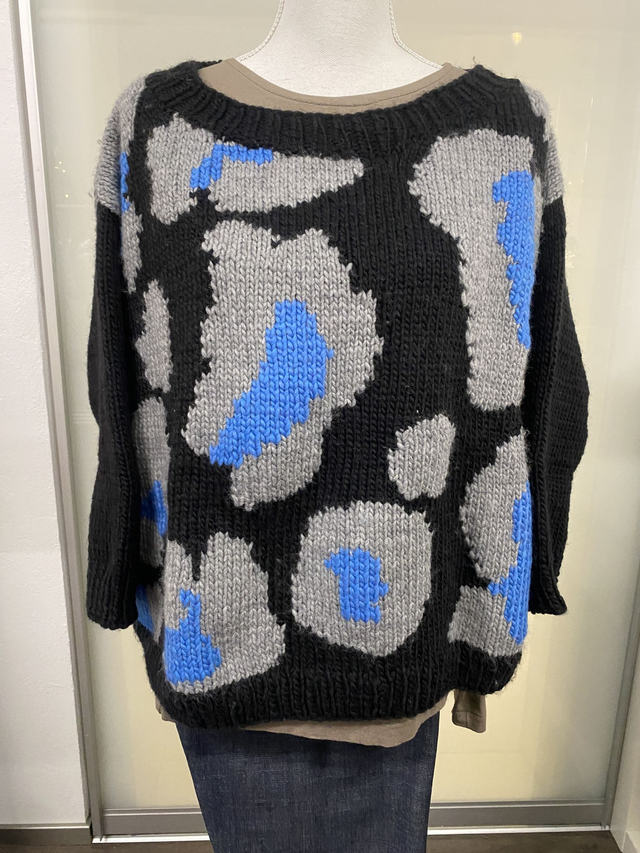 Handgestrickter Pullover