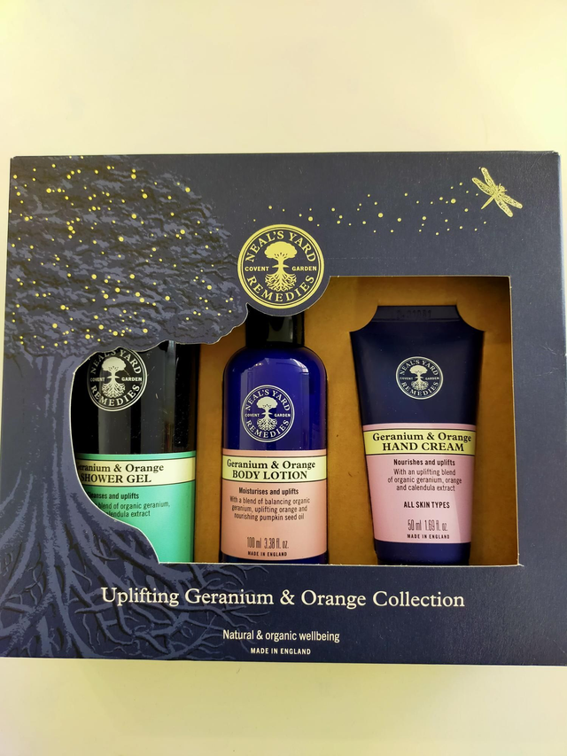 Uplifting Geranium &amp; Orange Collection (Neals Yard) 7783