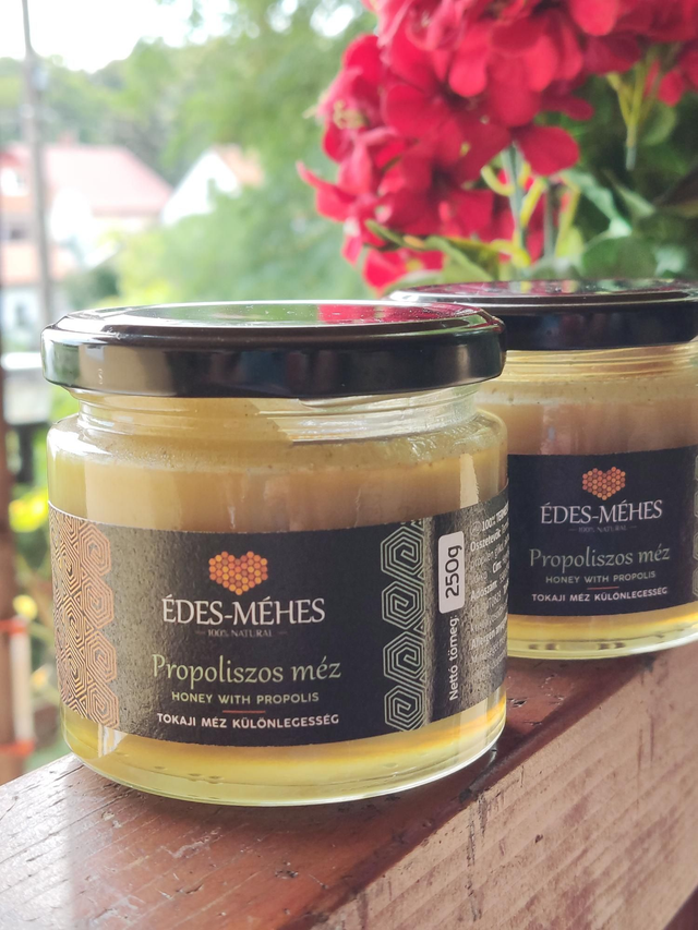 Propolilszos méz, honey with propolis 250g
