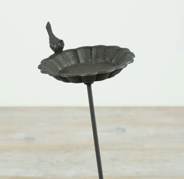 Standing cast iron bird feeder