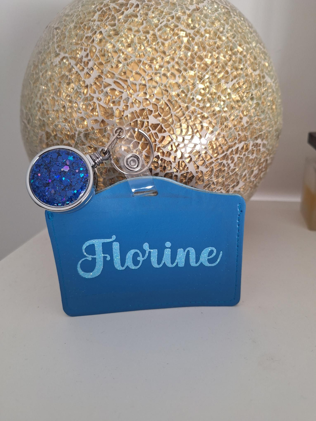 Porte badge personnalisé