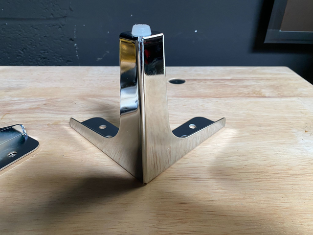 Pied de fauteuil angle (Chromé)