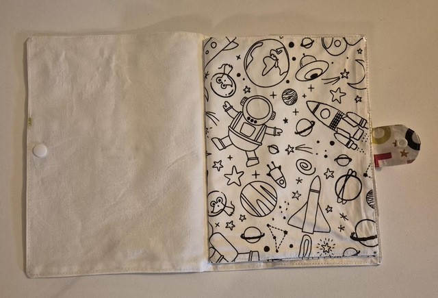 Cahier à colorier à l'infini... ou presque! Vert et graffitis