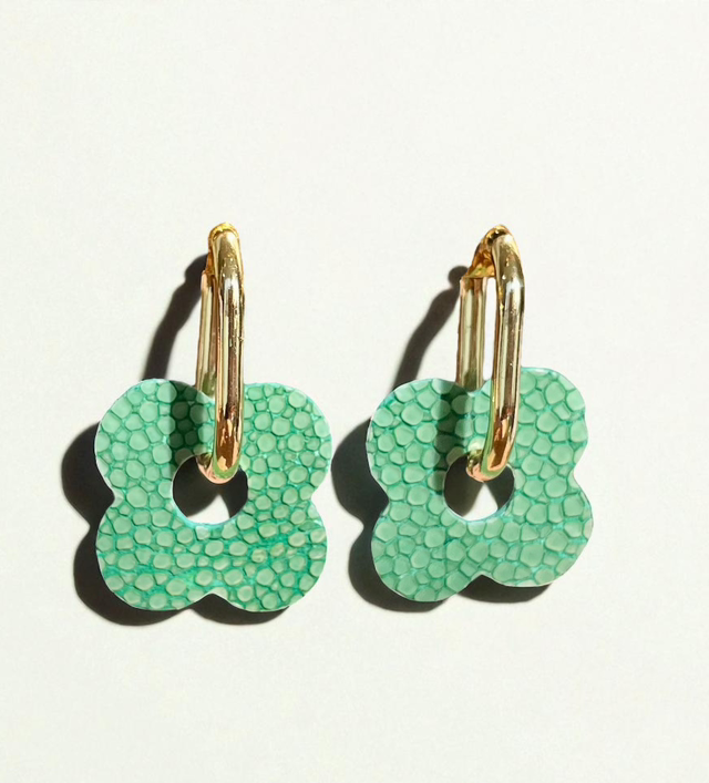 Créoles à fleur Verte émeuraude