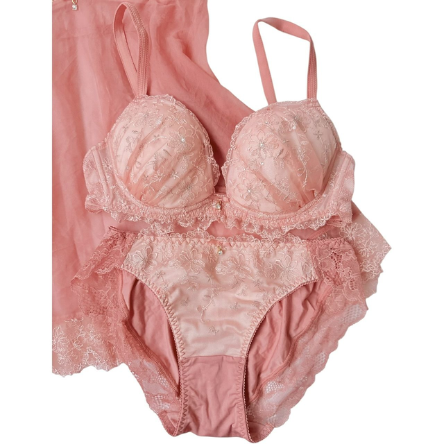 Peach embroidered cups cami + bra + underwear set UK 32B