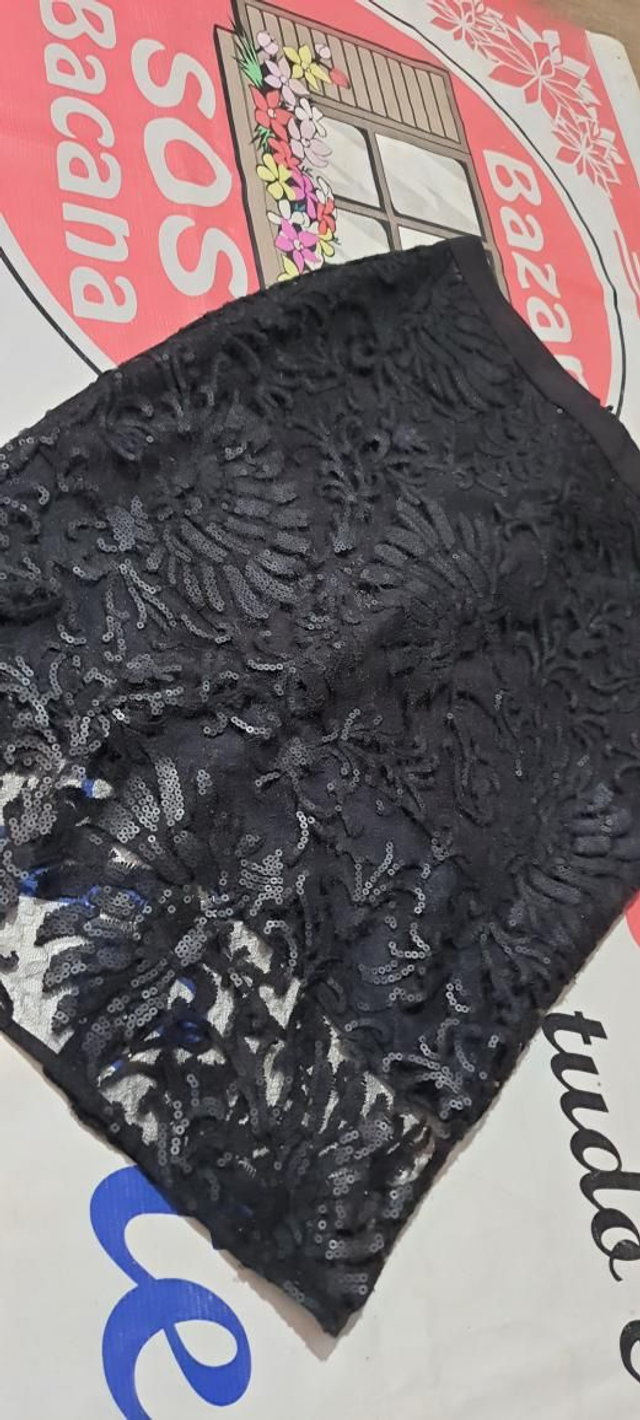 Saia De RENDA PRETA T/M