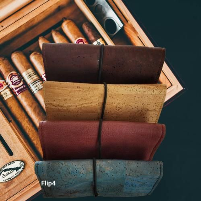 Blague à tabac en cuir ou en liege