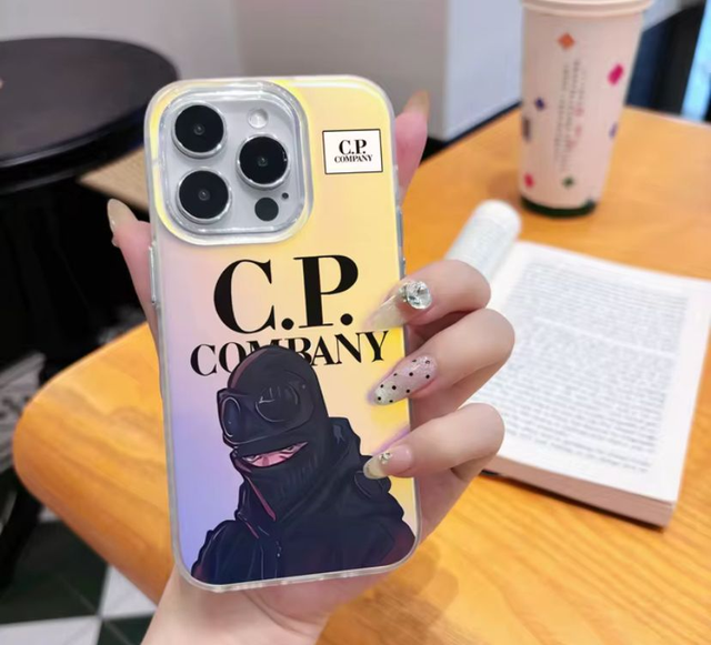 Coque iPhone CP Company Noir 2