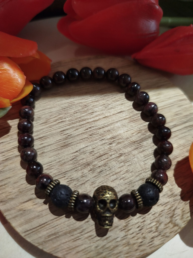 Bracelet Pierre de lave et Grenat 