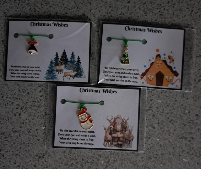 Christmas wish bracelet 