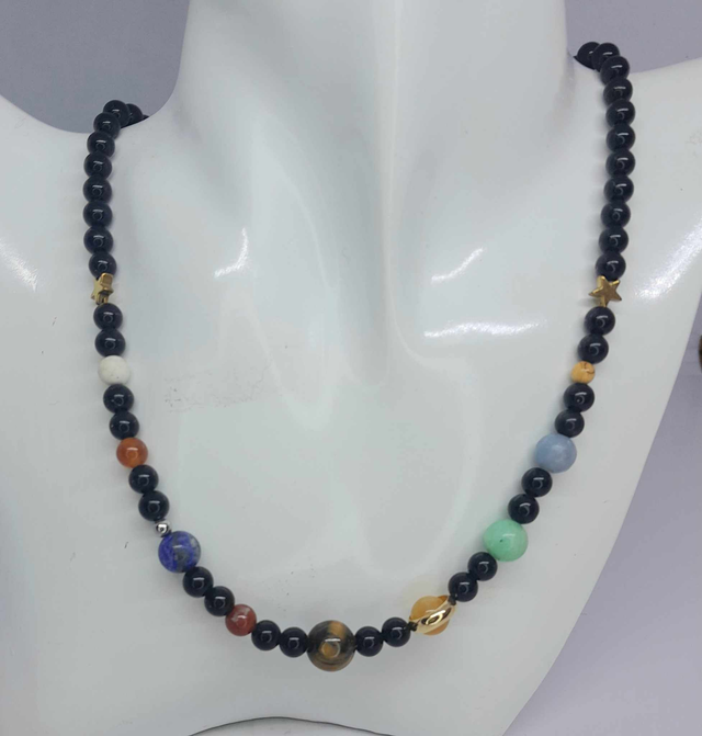 Collier 9 planètes