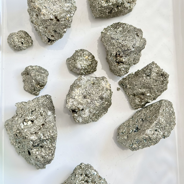 331g raw pyrite chunks 