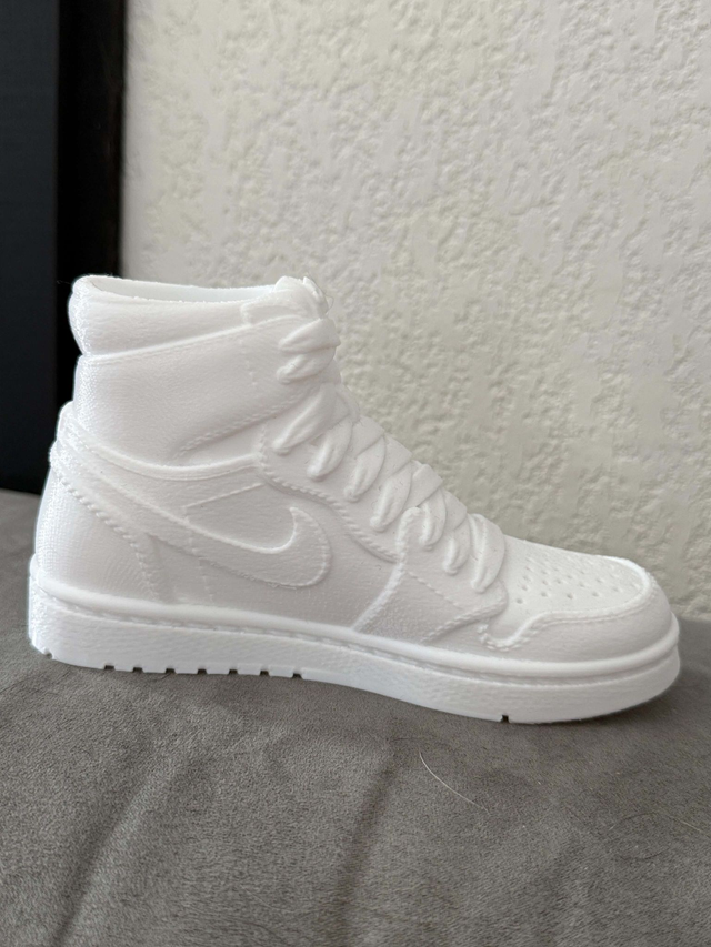 Pot à crayons basket blanche Jordan Nike