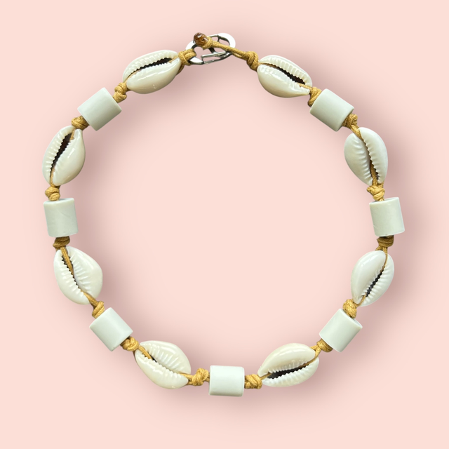 Collier anti-tiques Cauri