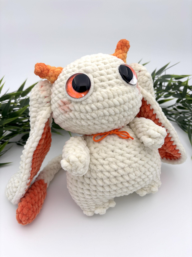 Forest Guardian - Cream and orange