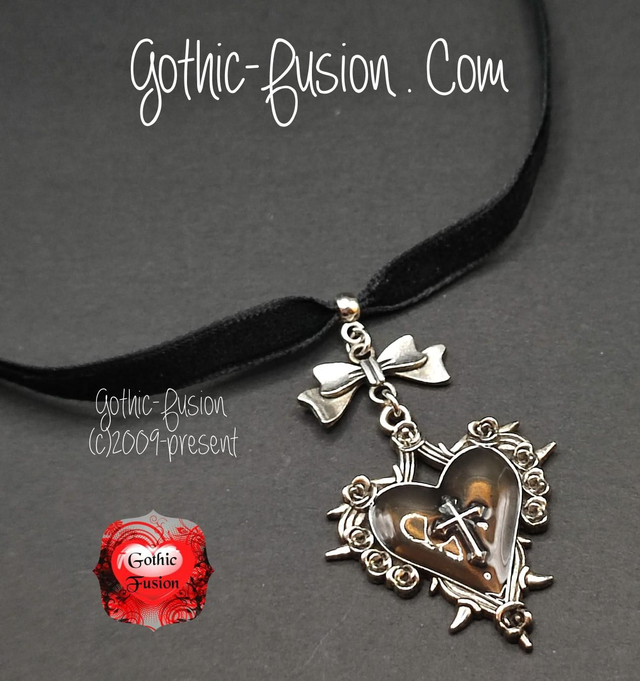 Black Gothic Velvet Choker with Black Spike Heart 