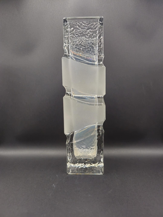 Magnifique vase 1970 en verre Peill & Putzler