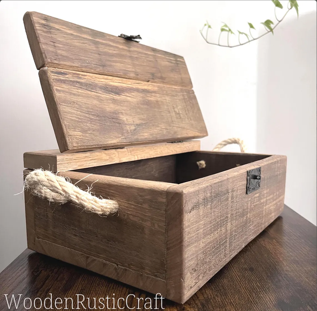 Rustic Red Oak Keepsake Chest | Memory Box