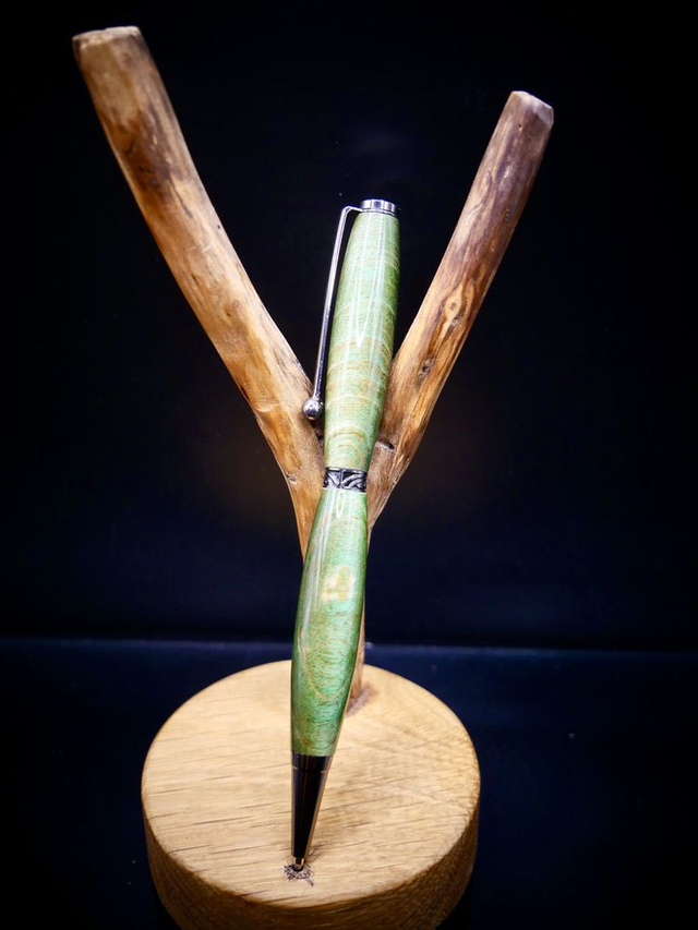 Stylo art deco gris Erable teinté 