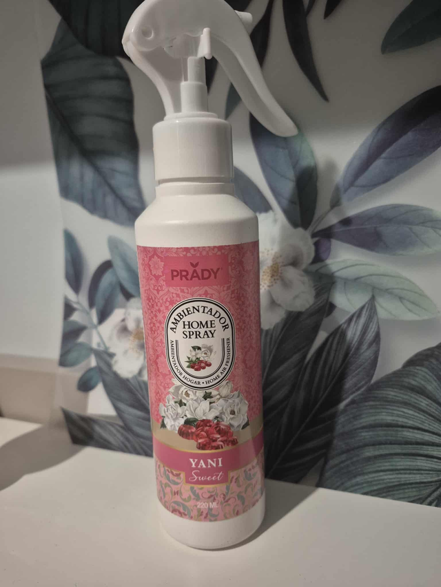 Sprays d’intérieur parfumé BAROUGE (inspiration de Baccarat rouge 540)– 220ml