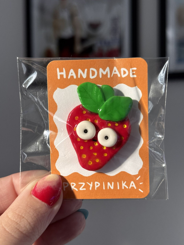 Poziomka 🍓 - Przypinka