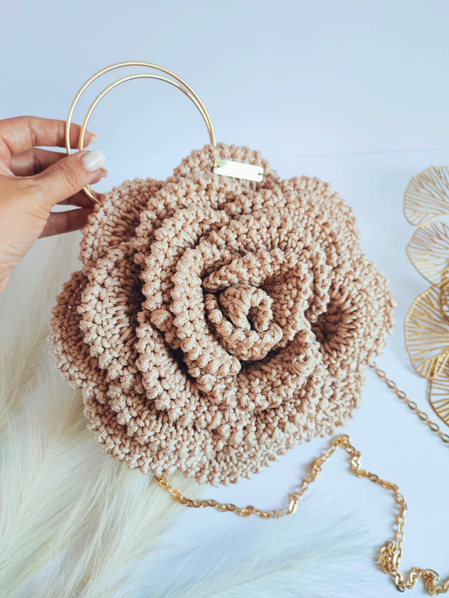 Sac à Main en Forme de Rose en Crochet Flora. Sac à bandoulière en crochet. Élégant et Unique 