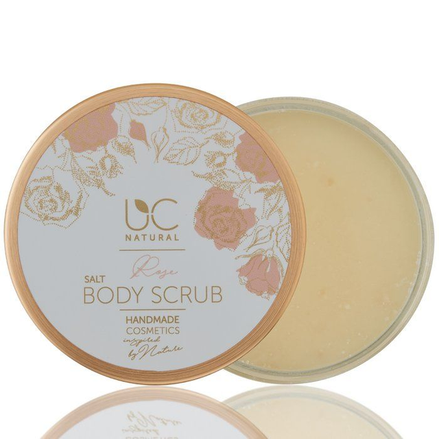 Gommage corporel au sel de rose