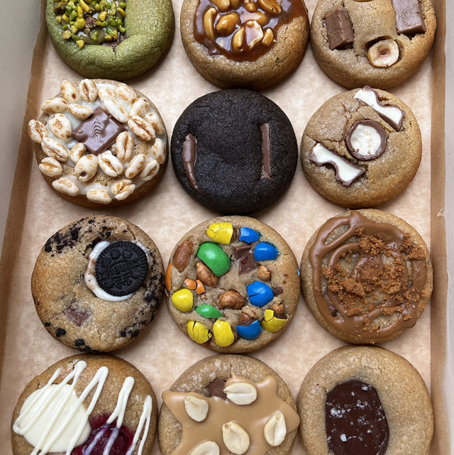 12 mini cookies 