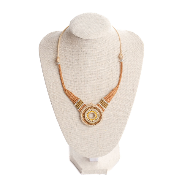 Collier en micro-macramé cercle de racines