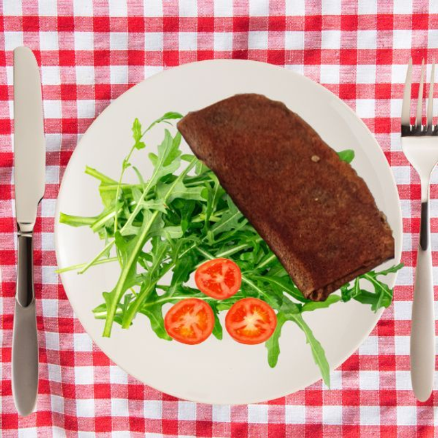 Kreiz’Pan Sarrasin : Précuite Jambon-Œuf-Sauce au fromage cuisinée maison.