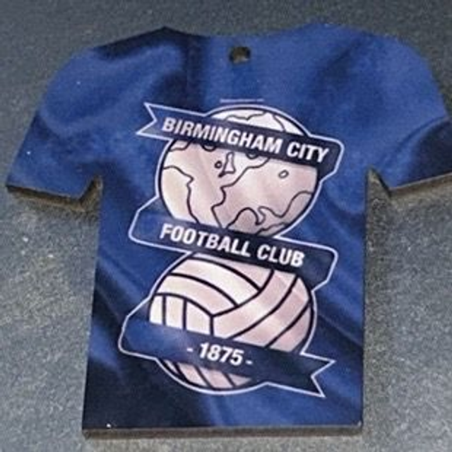 Wood football shirt Keyring personalised 