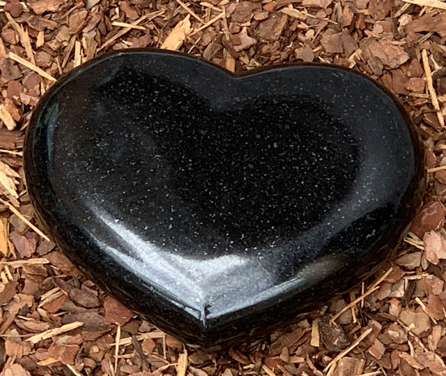 Herz Granit Schwarz 20x15x6 cm