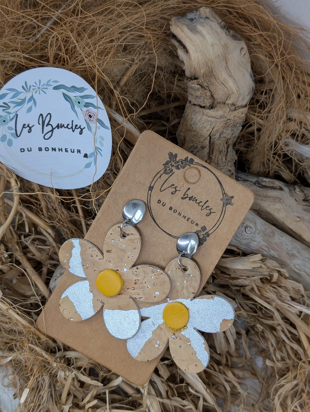 Boucles d&#039;oreilles Baby Marguerite cuir et liège bm001