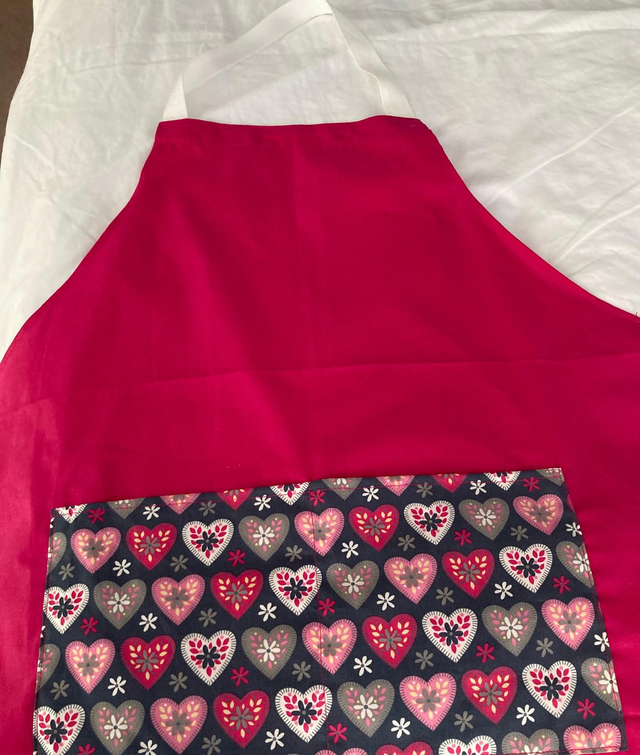 Ladies Apron (Cerise)