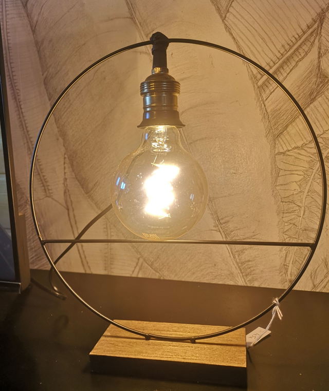 Lampe à poser "L'Orbital"