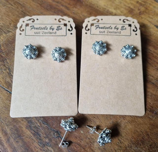 Oorbellen Zeeuwse knop