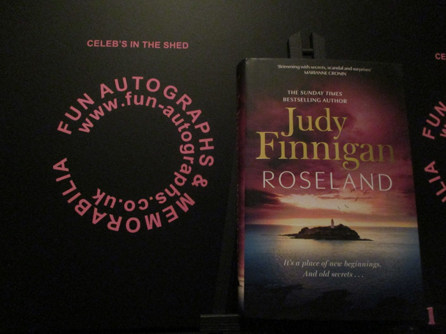Judy Finnigan 'Roseland' Authentic Autographed Hardback Book (1)