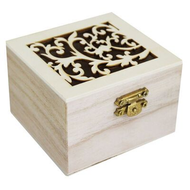 Decorating a wooden trinket box