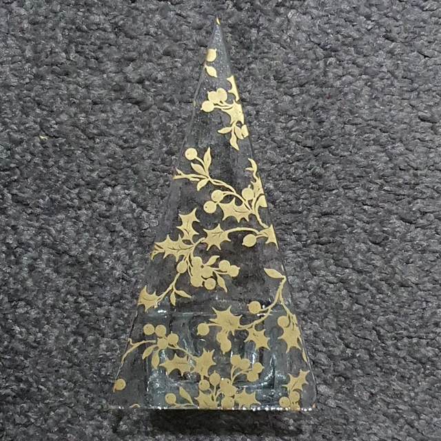 Large Gold holly design Xmas tree tealight holder