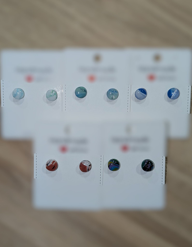 Boucles d'oreilles petite puce