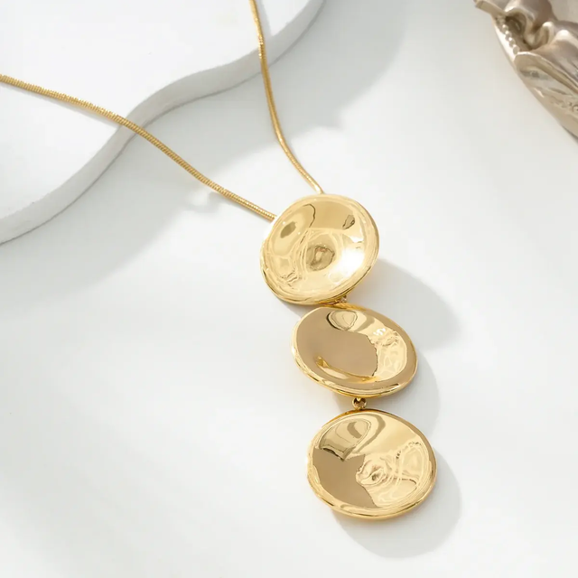 Collier Doré Chaîne Serpent Avec Pendante Triple Disques Concaves En Chaîne