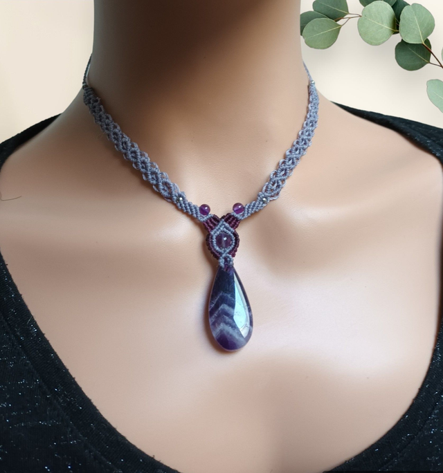 Collier en améthyste