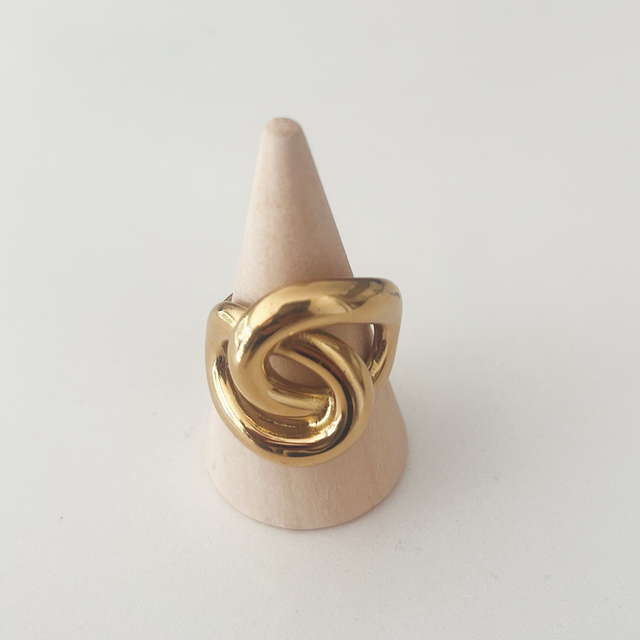 Bague doré noeud élégant 