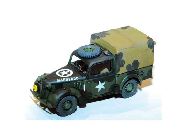 Light Utility Car 10HP Tamiya 32562 1/48